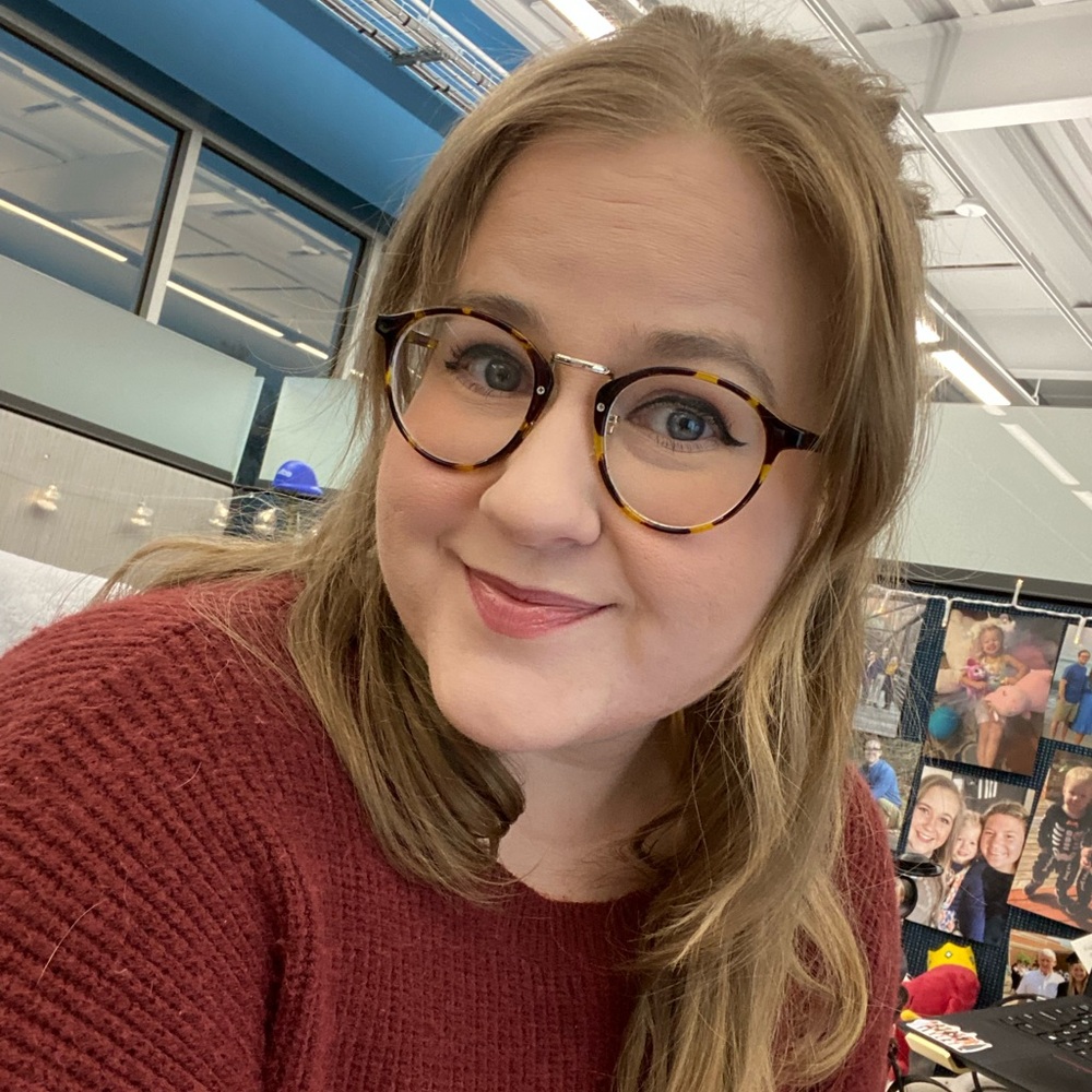 Meet your Posher, Emily